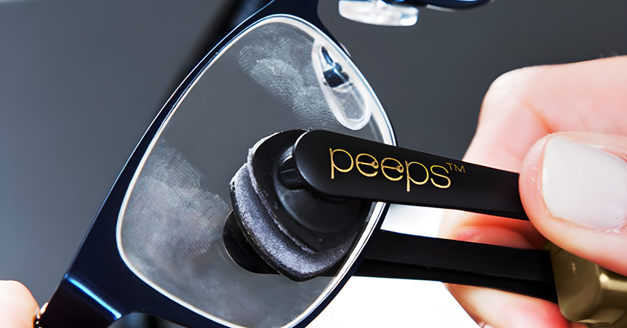 Peeps Eyeglass Cleaner Review: Does It Really Beat A Cloth?