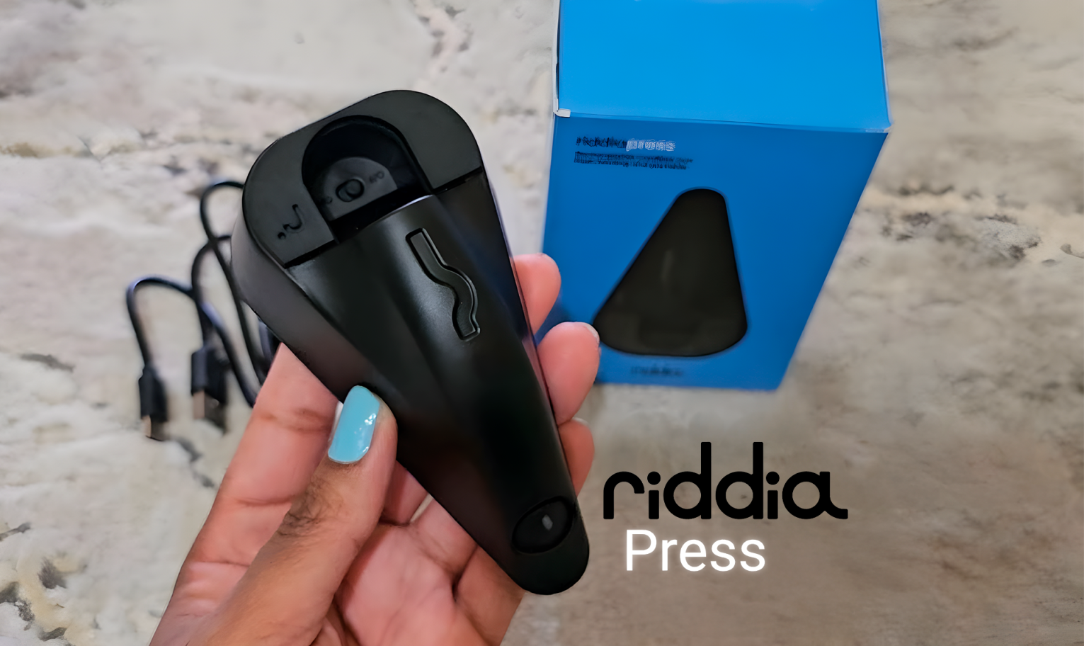 riddiaPress Review: Does A Pocket-Sized Iron Actually Work?