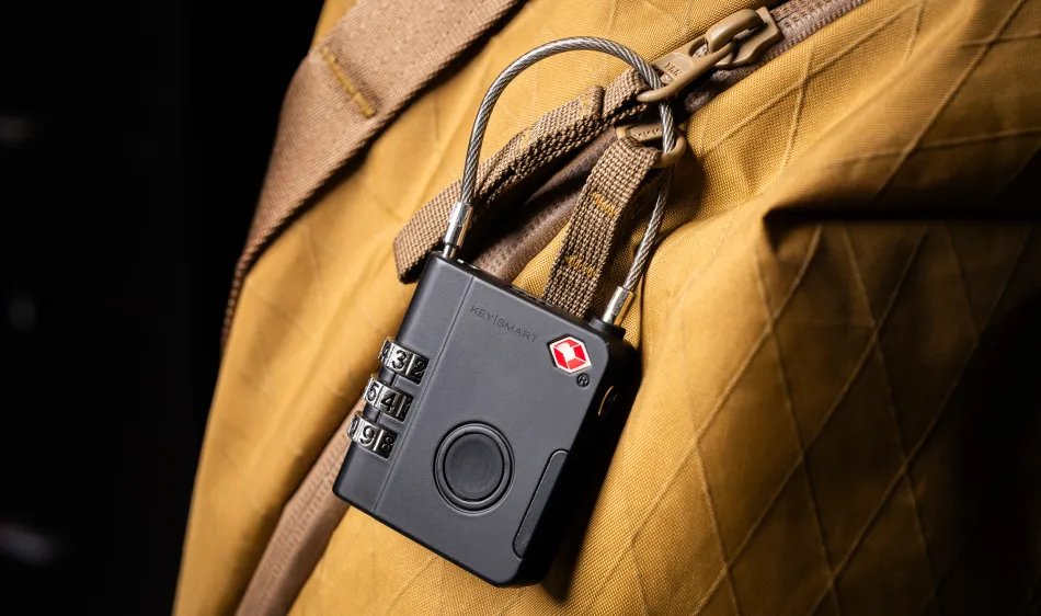 Build Quality: The Lock And The Tracker