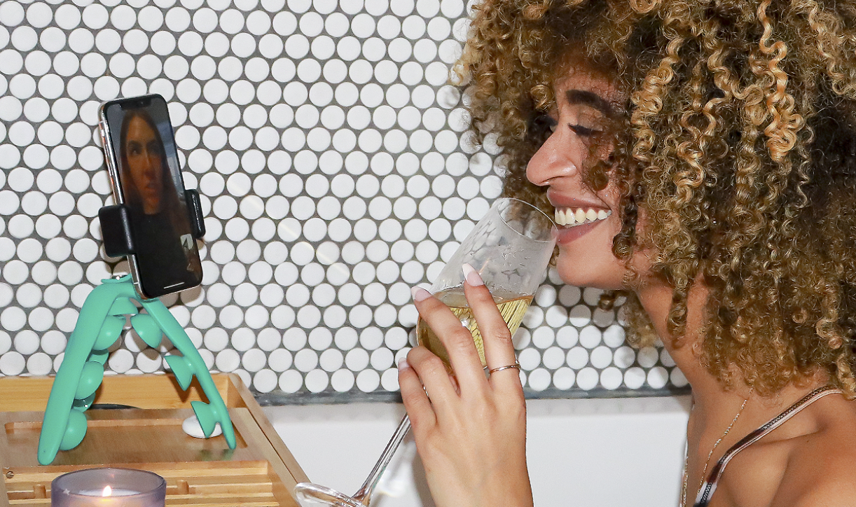 Person video chatting hands-free using Tenikle